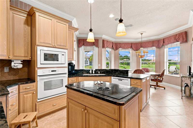 3 bedroom Single Family Residence at 9271 Westshore Drive, Glen Lakes Ph 1, Weeki Wachee — photo 5