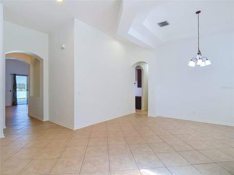 220 Ronja Lane, Valrico FL - photo 11 of 95