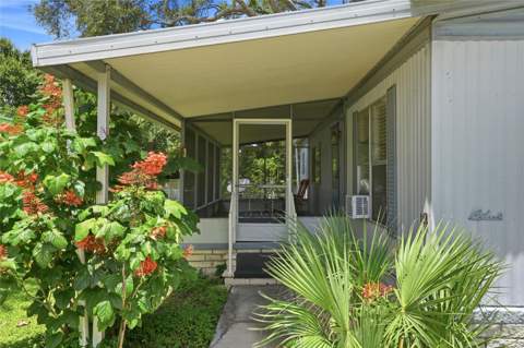 8819 Sheldon West Drive, Tampa FL - photo 12 of 43