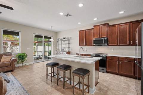 7703 S Sparkman Street, Tampa FL - photo 9 of 35