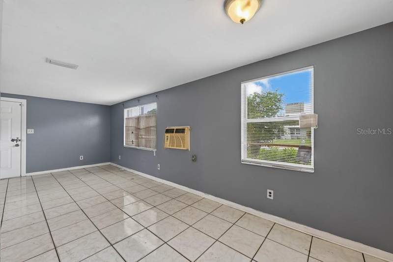 3 bedroom Single Family Residence at 5016 S 85th Street, Progress Village Unit 2, Tampa — photo 3