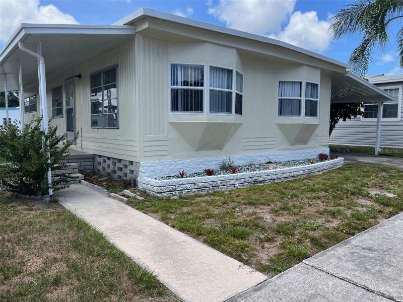 2 bedroom Mobile Home at 12651 Seminole Boulevard #55, Pointe West Resident Owned Community Inc, Largo — photo 1
