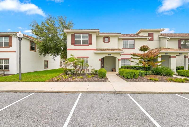 5 bedroom Townhouse at 1582 Moon Valley Drive, Stoneybrook South Ph I-1 & J-1, Davenport — photo 2