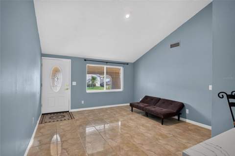 6711 Glen Forest Court, Tampa FL - photo 11 of 45