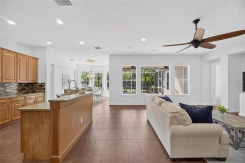 824 Islebay Drive, Apollo Beach FL - photo 23 of 99