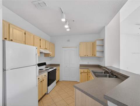 1100 Lake Shadow Circle #2307, Maitland FL - photo 23 of 48
