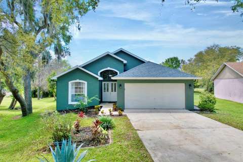 1011 Tequesta Trail, gated community for sale in Lake Wales