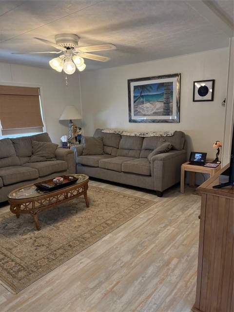 10297 N Lake Drive #79, Largo FL - photo 17 of 33