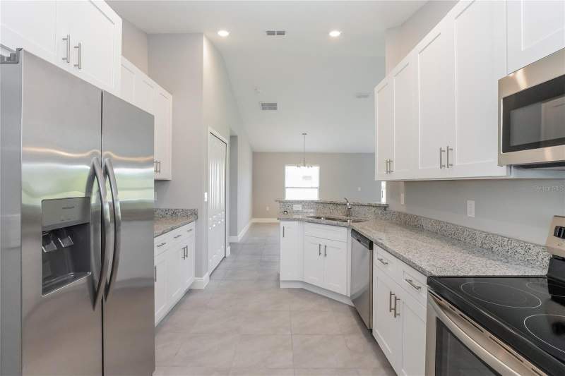 4 bedroom Single Family Residence at 286 Beckenham Drive, Poinciana Village 02, Kissimmee — photo 5