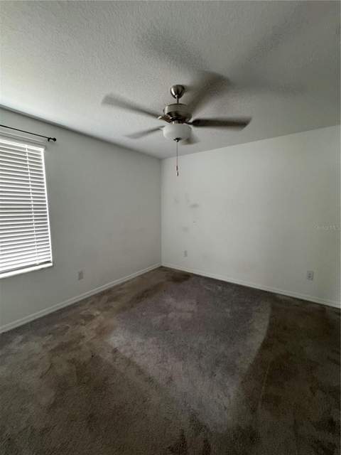 36569 Smithfield Lane, Zephyrhills FL - photo 12 of 30