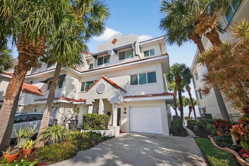 Mirabella Townhomes