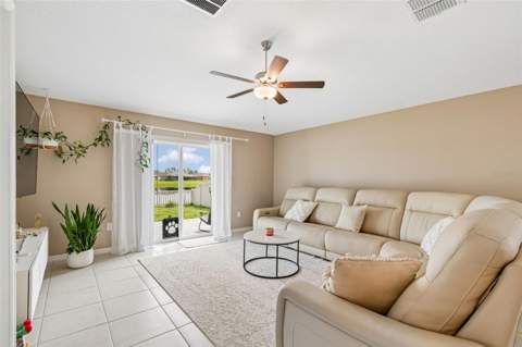 5362 Blue Horizon Way, Wimauma FL - photo 6 of 6