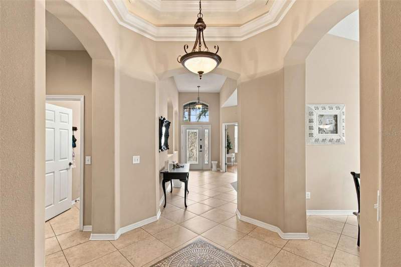 4 bedroom Single Family Residence at 11009 Rockledge View Dr, South Fork Unit 6, Riverview — photo 4