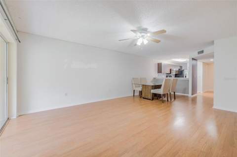14643 Par Club Circle #14643, Tampa FL - photo 21 of 63
