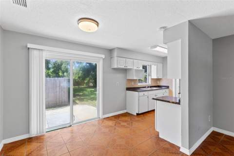 3432 Harry Street, Apopka FL - photo 9 of 48