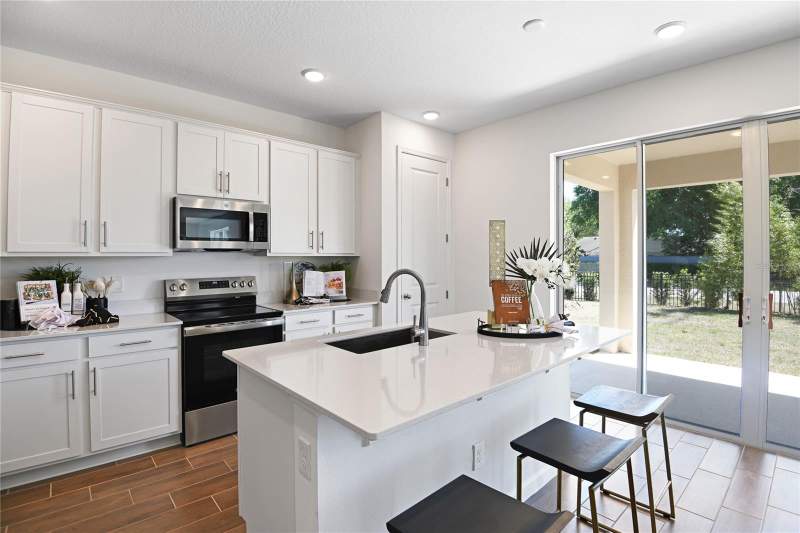 4 bedroom Single Family Residence at 160 Flag Lilly Lane, Seasons At Magnolia Pointe, Umatilla — photo 5