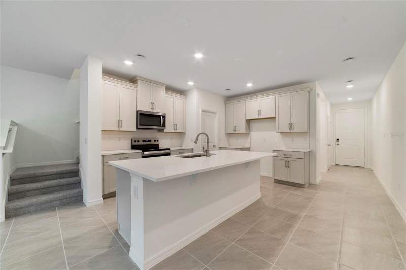 3 bedroom Townhouse at 1665 GREENLEAF WOODS COVE, TOWNS AT GREENLEAF, OVIEDO — photo 4