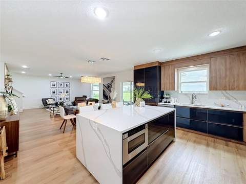 7542 Headwaters Court, Groveland FL - photo 11 of 49