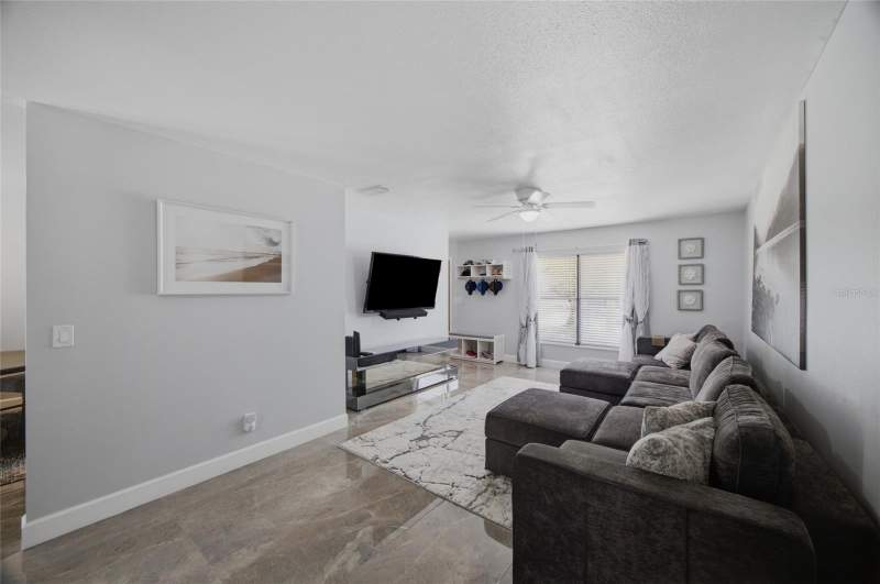3 bedroom Single Family Residence at 7003 Larimer Court, Townn Country Park Unit 30, Tampa — photo 5