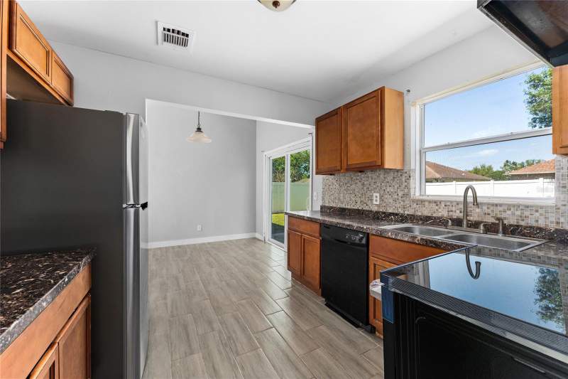 2 bedroom Single Family Residence at 309 Cornwallis Court, Poinciana Village 1 Nbhd 1 North, Kissimmee — photo 4