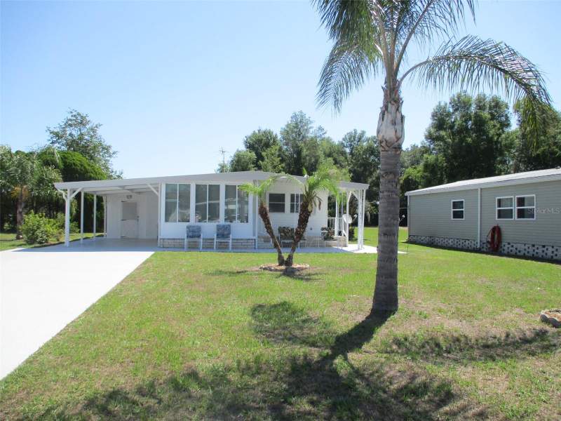 2 bedroom Mobile Home at 3734 Castle Drive, Shady Oaks Mobile Modular Estates, Zephyrhills — photo 2