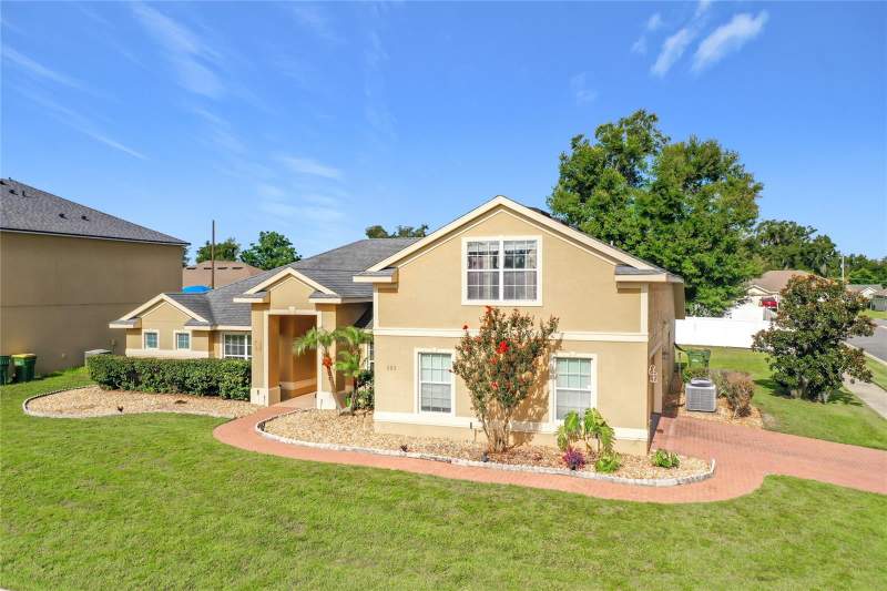 4 bedroom Single Family Residence at 301 Ashton Woods Lane, Ashton Woods, Leesburg — photo 2