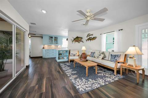 1626 Sea Breeze Drive, Tarpon Springs FL - photo 22 of 99