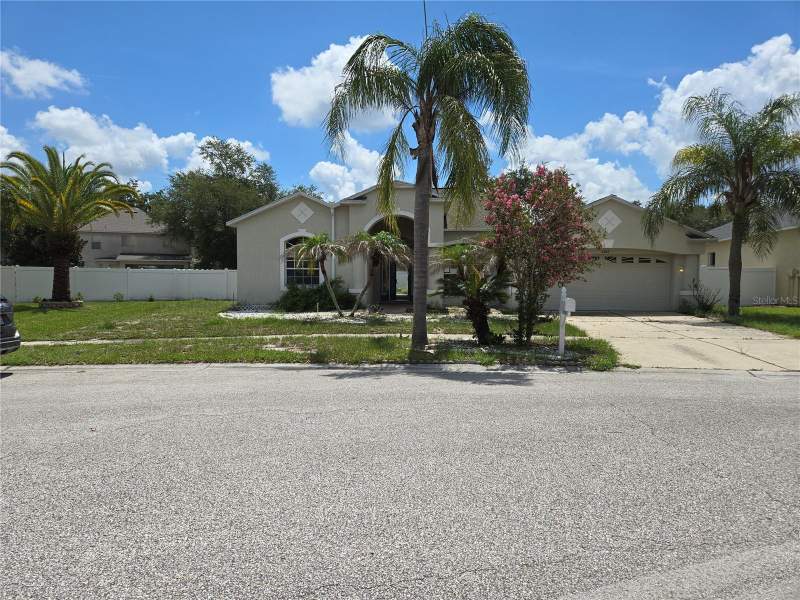 4 bedroom Single Family Residence at 4106 Balington Drive, Buckhorn Preserve Phase 2, Valrico — photo 2