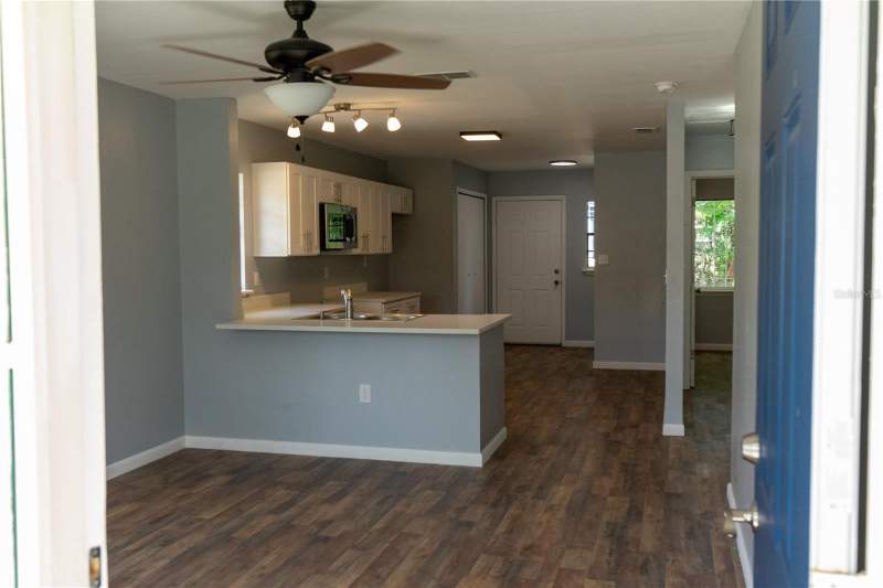 2 bedroom Single Family Residence at 1307 RAILROAD AVENUE, PARTINS SUB OF LT 27, SANFORD — photo 3