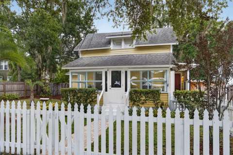 834 N Alexander Street, $300k–$500k for sale in Mount Dora