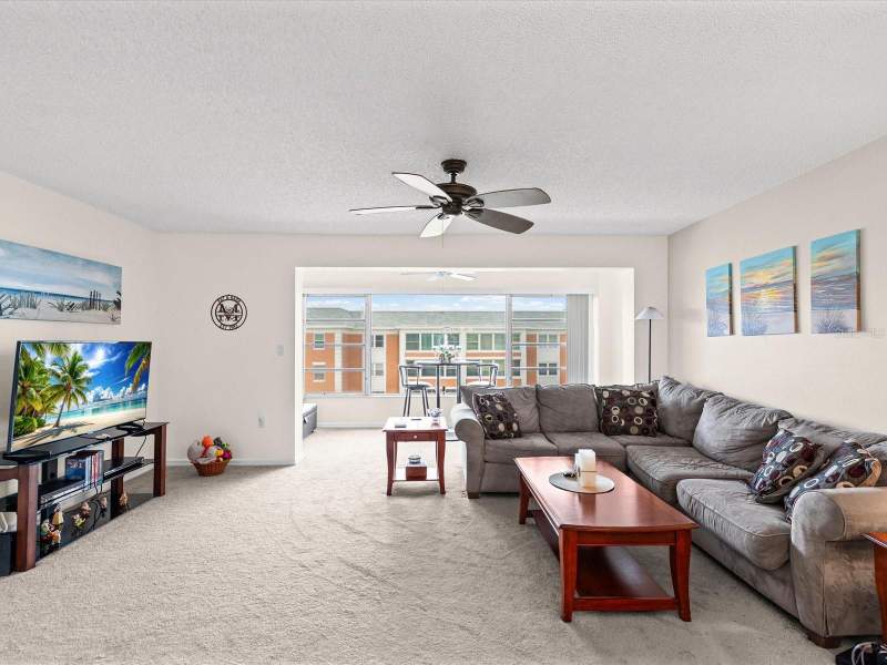 2 bedroom Condominium at 6800 20th Avenue #503, Crosswinds Colony One Condo, St Petersburg — photo 3