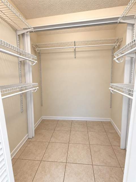 2621 Cove Cay Drive #508, Clearwater FL - photo 19 of 38