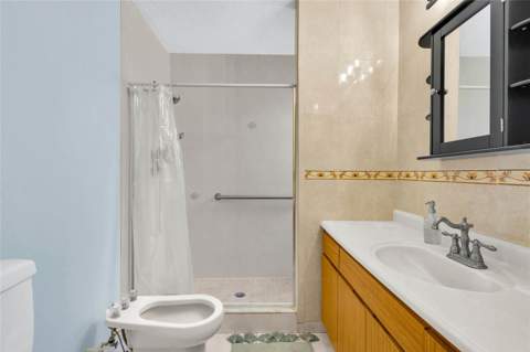2805 Lake Tohopekaliga Boulevard, Kissimmee FL - photo 13 of 53
