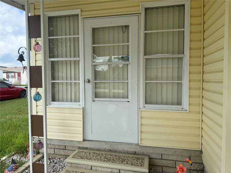 2 bedroom Mobile Home at 37529 Attica Avenue, Valleydale Acres, Zephyrhills — photo 3