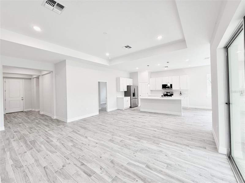 4 bedroom Single Family Residence at 30280 W Bluebell Avenue, Royal Trails Unit 01, Eustis — photo 5