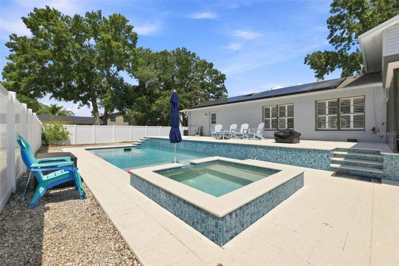 4 bedroom Single Family Residence at 15868 Country Lake Drive, Country Place West Unit II, Tampa — photo 3
