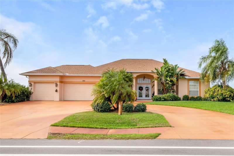4 bedroom Single Family Residence at 245 Rotonda Boulevard, Rotonda West Pinehurst, Rotonda West — photo 1