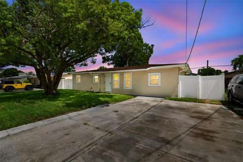 4417 W Fairview Heights, home for sale in Tampa 33616