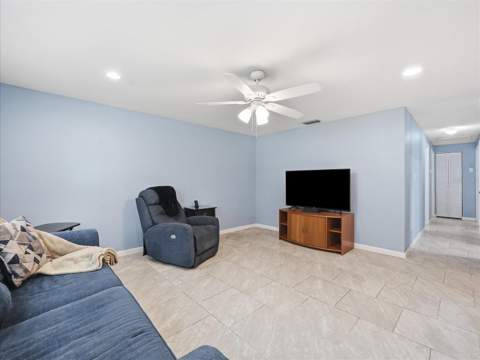 7312 S Elliott Street, Tampa FL - photo 13 of 34