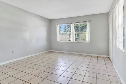 809 Donnelly Street, Eustis FL - photo 8 of 32