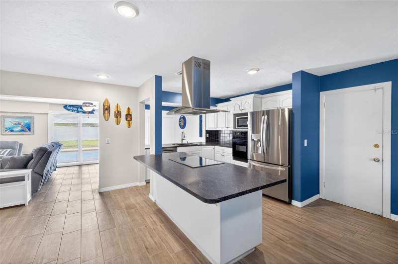 3 bedroom Single Family Residence at 4547 SE 11th Avenue, Cape Coral, Cape Coral — photo 2