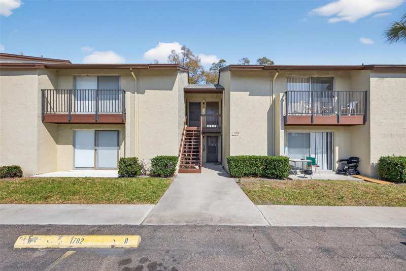 1 bedroom Condominium at 4215 E Bay Drive #1702F, Woodside Village Condo, Clearwater — photo 1