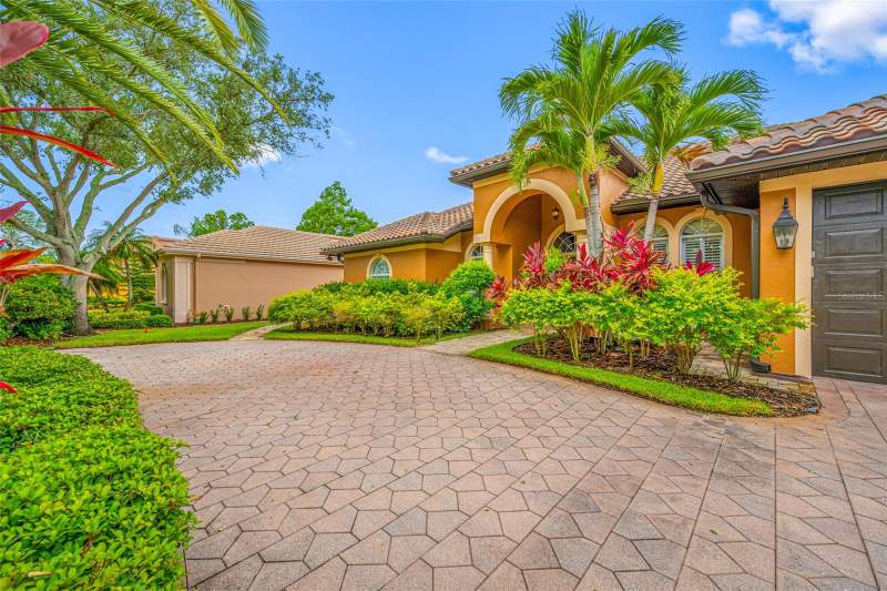 3 bedroom Single Family Residence at 7888 BAYOU CLUB BOULEVARD, BAYOU CLUB BLVD EXT TR 1-PH 1 & TR 2-PH 1, SEMINOLE — photo 2