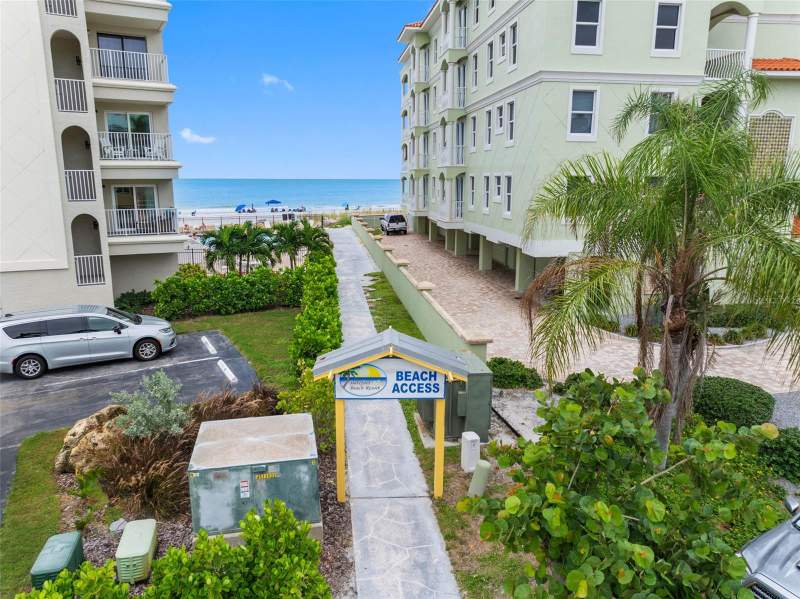 1 bedroom Condo - Hotel at 19417 Gulf Boulevard #D206, Barefoot Beach Resort Of Indian Shores, Indian Shores — photo 4