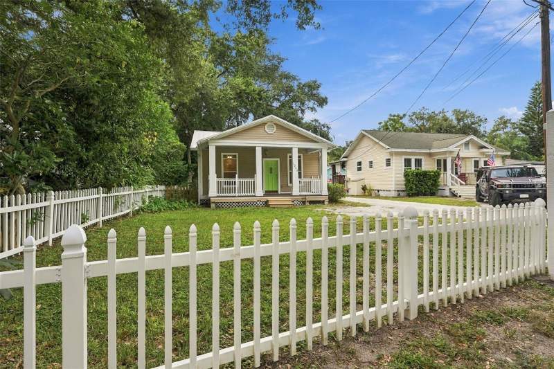 2 bedroom Single Family Residence at 1242 New York Avenue, Dunedin, Dunedin — photo 4