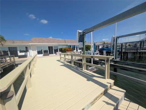 542 Boca Ciega Point Boulevard #2108, Madeira Beach FL - photo 18 of 38