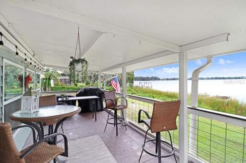 11337 Knights Griffin Road, Thonotosassa FL - photo 9 of 91