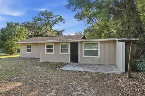 303 Josephine Avenue, Fruitland Park FL - photo 19 of 24