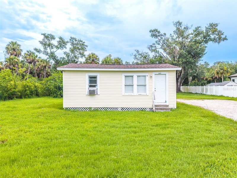 2 bedroom Single Family Residence at 6315 Rhonda Road, Tampa, Tampa — photo 1