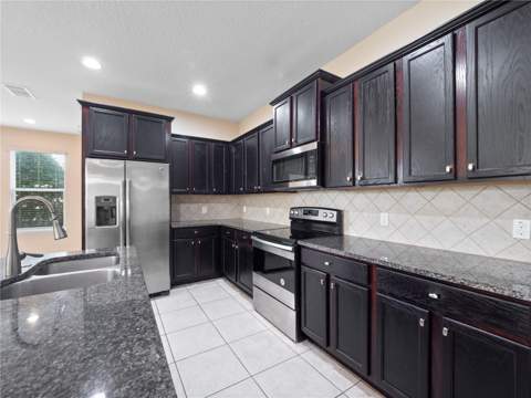 1610 Mohegan Boulevard, Kissimmee FL - photo 14 of 36